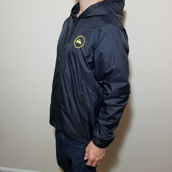 QUIKSILVER BLACK HOODED WINDBREAKER JACKET LARGE - Picture 4 of 7